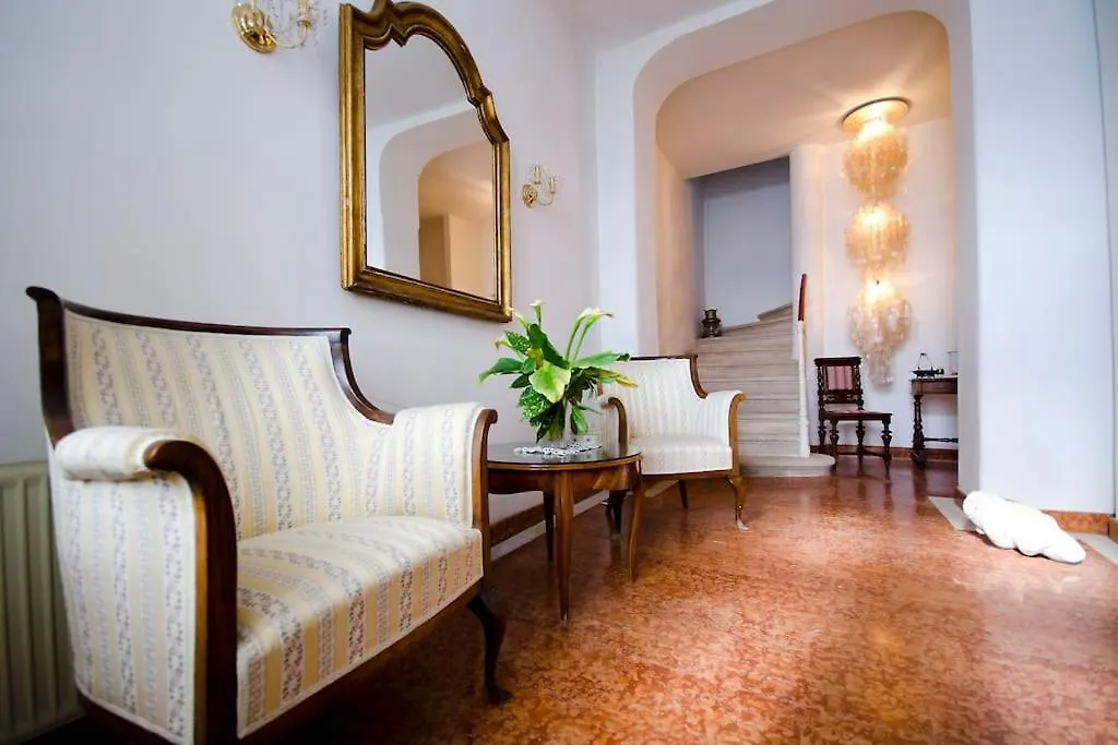 Villa On The Beach With A Splendid Garden Moscenicka Draga